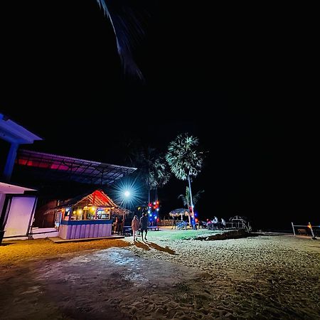 Отель Guitar Bay Arugambay Аругам Экстерьер фото